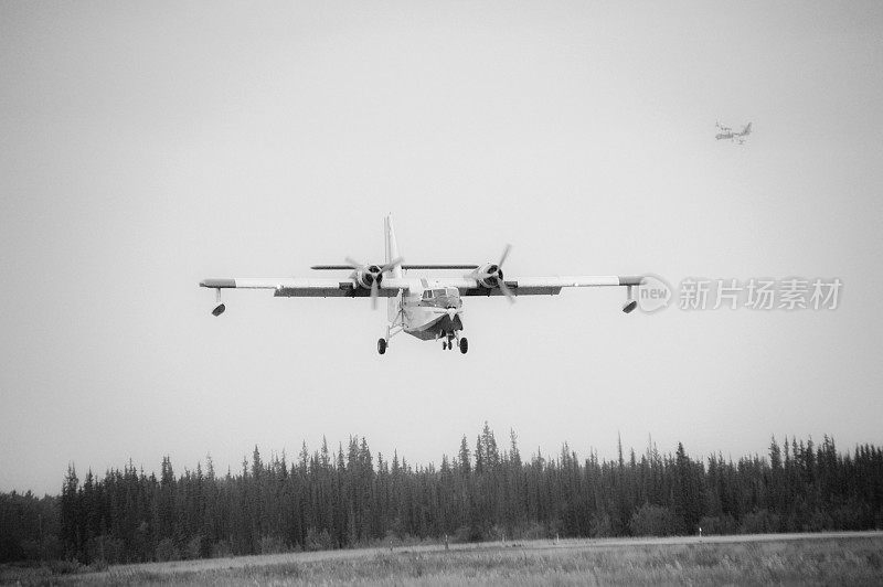 Canadair CL-415消防投弹机